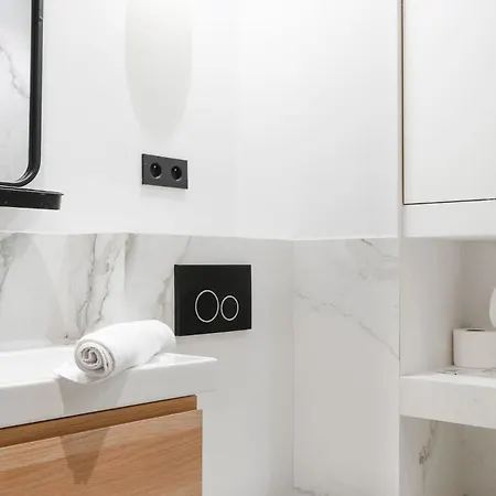 Apartment Thebluestay 345 - Stunning In 8 Paris